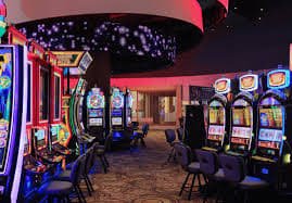 papafa slot live dealer blackjack table on mobile device screen